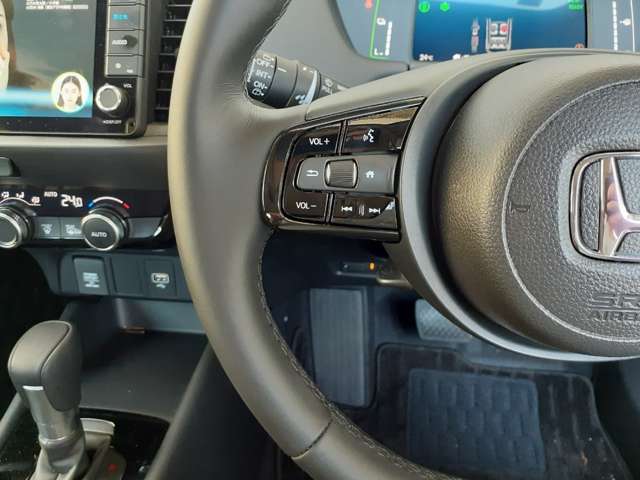 ホンダ フィット　ハイブリッド １．５ Ｅ：ＨＥＶ ホーム ブラックスタイル ４ＷＤ R6年 (甲信越・北陸) 99