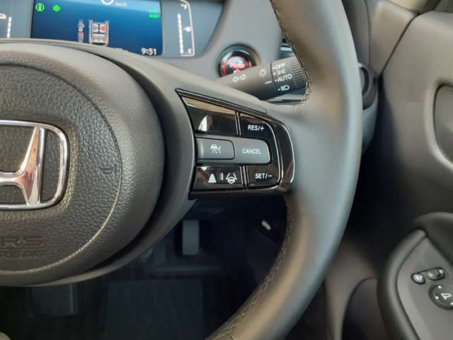 ホンダ フィット　ハイブリッド １．５ Ｅ：ＨＥＶ ホーム ブラックスタイル ４ＷＤ R6年 (甲信越・北陸) 99