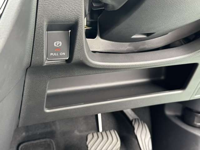 日産 サクラ Ｘ R4年 (東海) 99