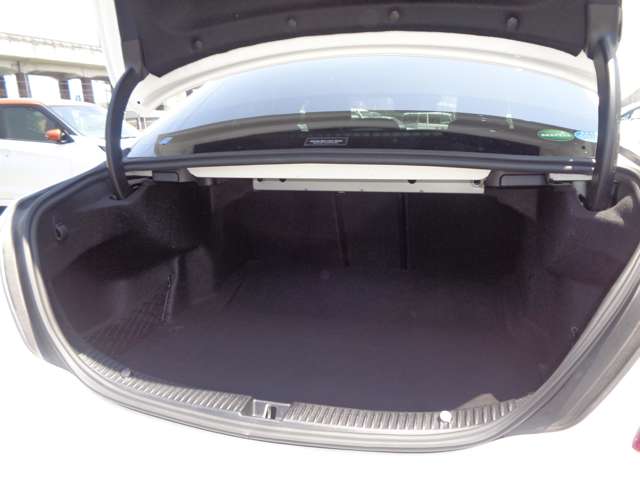 メルセデスベンツ Ｃクラス Ｃ２００　アバンギャルド　ＡＭＧライン H28年 (中国) 99