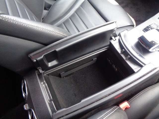 メルセデスベンツ Ｃクラス Ｃ２００　アバンギャルド　ＡＭＧライン H28年 (中国) 99