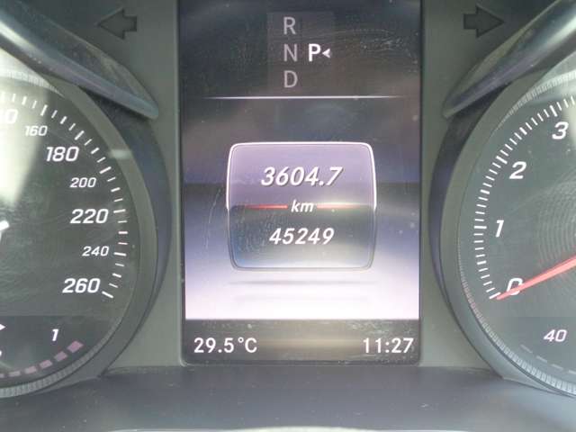 メルセデスベンツ Ｃクラス Ｃ２００　アバンギャルド　ＡＭＧライン H28年 (中国) 99