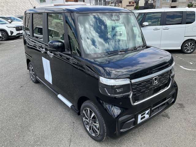ホンダ Ｎ　ＢＯＸ カスタム ６６０ R6年 (近畿) 99