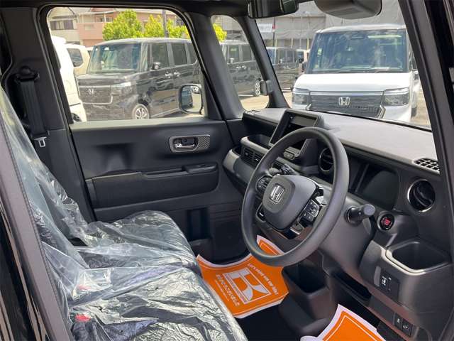 ホンダ Ｎ　ＢＯＸ カスタム ６６０ R6年 (近畿) 99