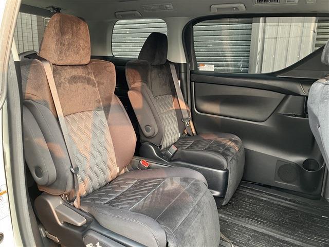 トヨタ アルファード　ハイブリッド ハイブリッド ２．５ Ｓ Ｅ－ＦＯＵＲ ４ＷＤ R1年 (北海道) 99