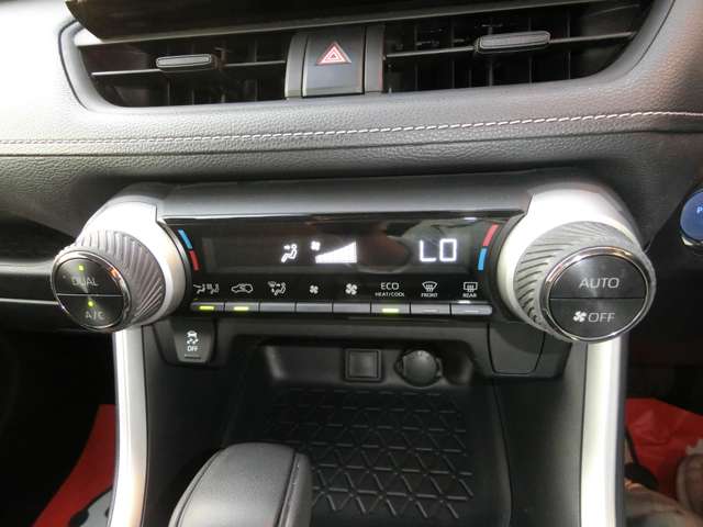 トヨタ ＲＡＶ４ ２．５ ハイブリッド Ｘ R1年 (中国) 99