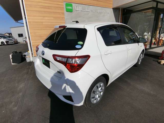 トヨタ ヴィッツ　ハイブリッド １．５ ハイブリッド Ｆ R1年 (中国) 99