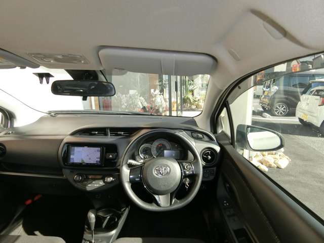 トヨタ ヴィッツ　ハイブリッド １．５ ハイブリッド Ｆ R1年 (中国) 99