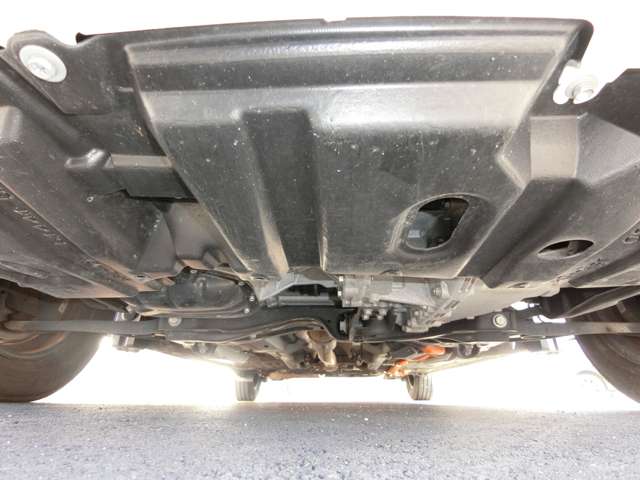 トヨタ ヴィッツ　ハイブリッド １．５ ハイブリッド Ｆ R1年 (中国) 99