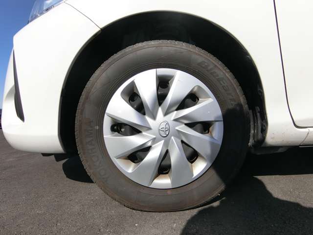 トヨタ ヴィッツ　ハイブリッド １．５ ハイブリッド Ｆ R1年 (中国) 99