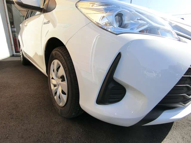 トヨタ ヴィッツ　ハイブリッド １．５ ハイブリッド Ｆ R1年 (中国) 99