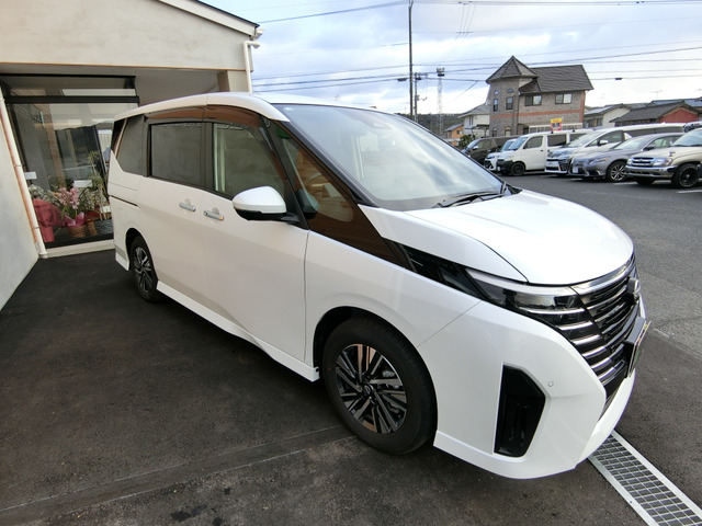 日産 セレナ １．４ Ｅ－ＰＯＷＥＲ ハイウェイスターＶ R5年 (中国) 99