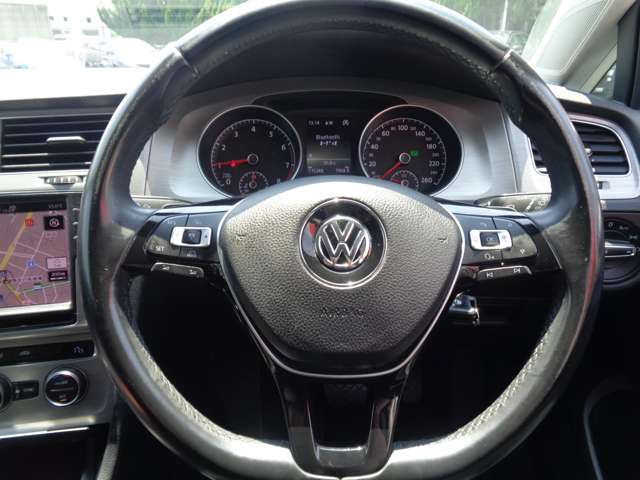 フォルクスワーゲン ゴルフ ＴＳＩ　コンフォートライン H27年 (中国) 99