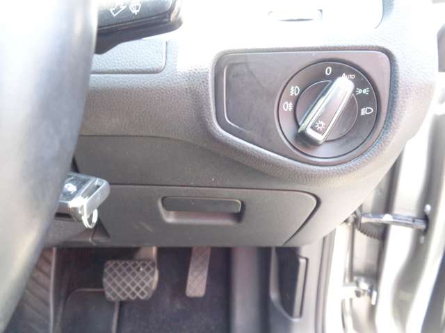 フォルクスワーゲン ゴルフ ＴＳＩ　コンフォートライン H27年 (中国) 99