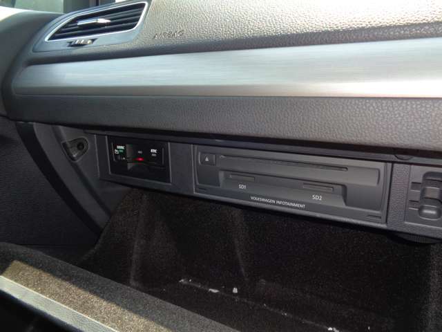 フォルクスワーゲン ゴルフ ＴＳＩ　コンフォートライン H27年 (中国) 99