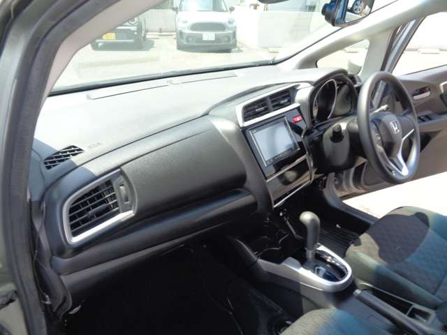 ホンダ フィット １．３ １３Ｇ Ｌパッケージ H26年 (中国) 99