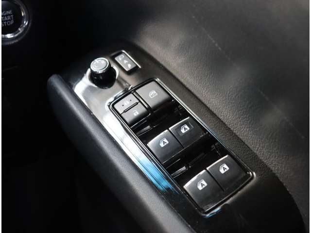 トヨタ ヴェルファイア ２．５ Ｚ Ａエディション ゴールデンアイズ H29年 (関東) 99