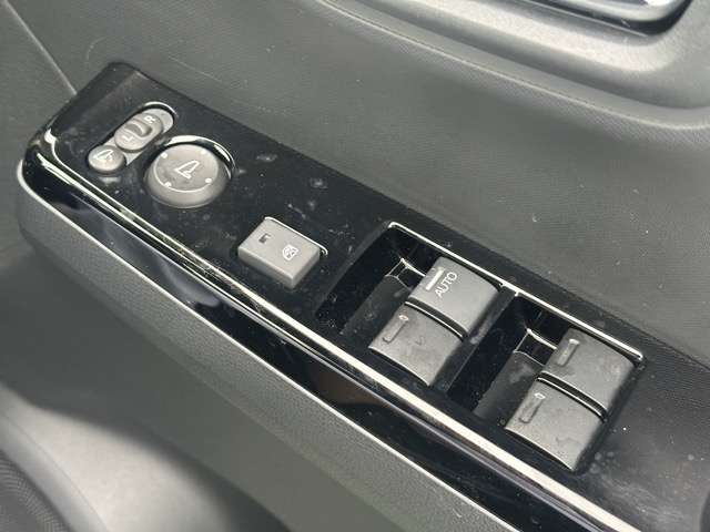 ホンダ Ｎ−ＯＮＥ ６６０ オリジナル スタイルプラス アーバン R6年 (東海) 99