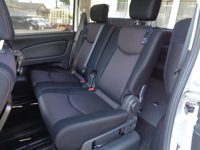 日産 セレナ ２．０ ハイウェイスター Ｓ－ＨＹＢＲＩＤ エアロモード H24年 (中国) 99