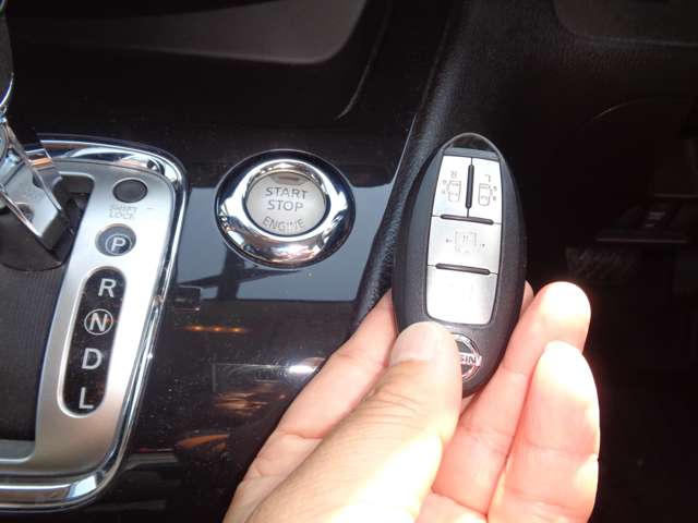 日産 セレナ ２．０ ハイウェイスター Ｓ－ＨＹＢＲＩＤ エアロモード H24年 (中国) 99