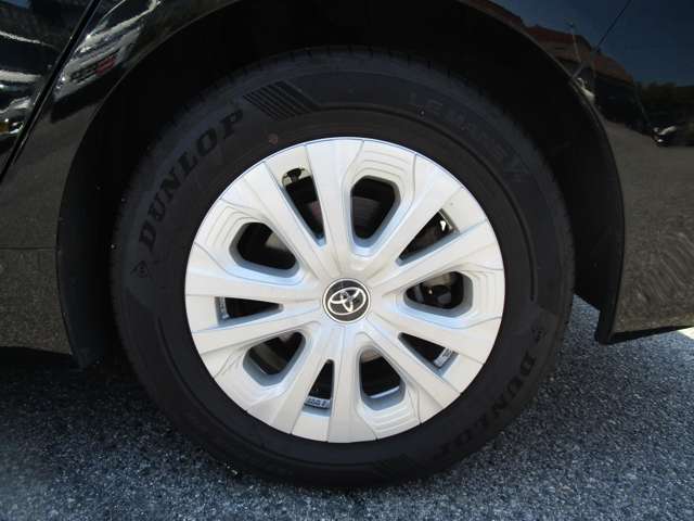 トヨタ プリウス １．８ Ｓ Ｅ－ＦＯＵＲ ４ＷＤ R1年 (中国) 99