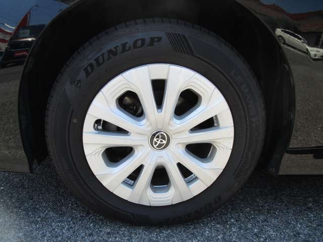 トヨタ プリウス １．８ Ｓ Ｅ－ＦＯＵＲ ４ＷＤ R1年 (中国) 99