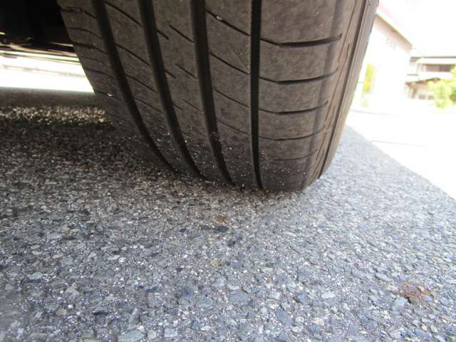 トヨタ プリウス １．８ Ｓ Ｅ－ＦＯＵＲ ４ＷＤ R1年 (中国) 99