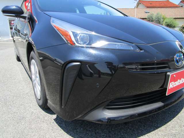 トヨタ プリウス １．８ Ｓ Ｅ－ＦＯＵＲ ４ＷＤ R1年 (中国) 99