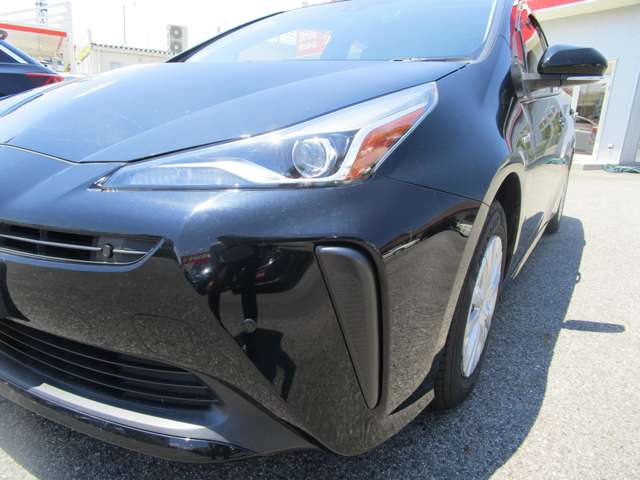 トヨタ プリウス １．８ Ｓ Ｅ－ＦＯＵＲ ４ＷＤ R1年 (中国) 99