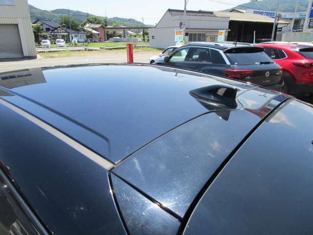 トヨタ プリウス １．８ Ｓ Ｅ－ＦＯＵＲ ４ＷＤ R1年 (中国) 99