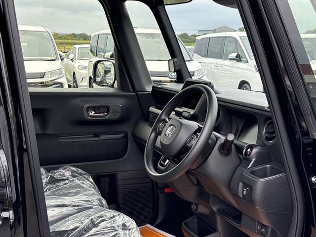 ホンダ Ｎ　ＢＯＸ カスタム ６６０ R7年 (近畿) 99
