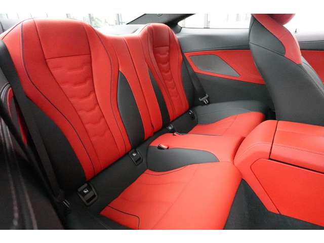 ＢＭＷ ８シリーズ ８４０ｉ　エクスクルーシブ　Ｍスポーツ R5年 (近畿) 99