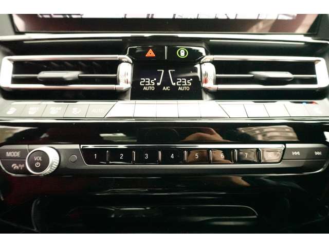 ＢＭＷ ８シリーズ ８４０ｉ　エクスクルーシブ　Ｍスポーツ R5年 (近畿) 99