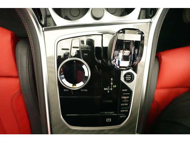 ＢＭＷ ８シリーズ ８４０ｉ　エクスクルーシブ　Ｍスポーツ R5年 (近畿) 99