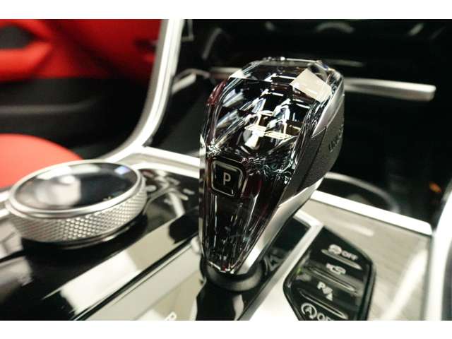 ＢＭＷ ８シリーズ ８４０ｉ　エクスクルーシブ　Ｍスポーツ R5年 (近畿) 99