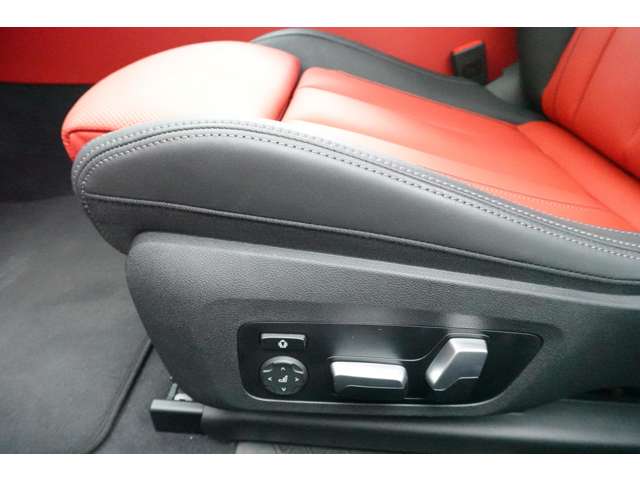 ＢＭＷ ８シリーズ ８４０ｉ　エクスクルーシブ　Ｍスポーツ R5年 (近畿) 99