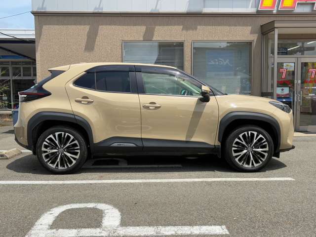 トヨタ ヤリスクロス　ハイブリッド １．５ ハイブリッド Ｚ Ｅ－ＦＯＵＲ ４ＷＤ R3年 (東北) 99