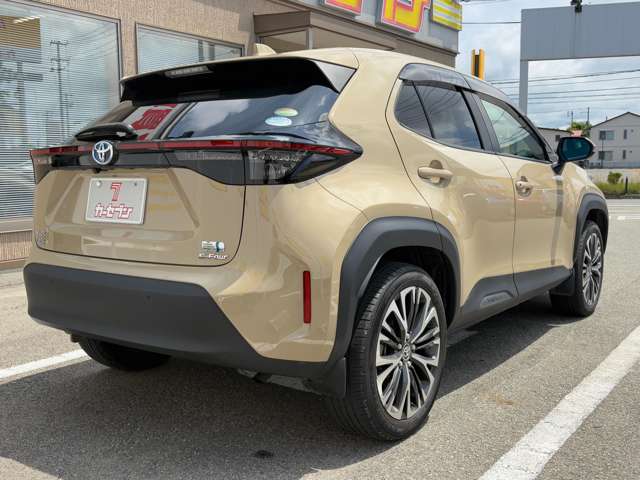 トヨタ ヤリスクロス　ハイブリッド １．５ ハイブリッド Ｚ Ｅ－ＦＯＵＲ ４ＷＤ R3年 (東北) 99