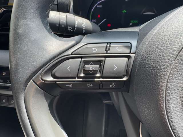 トヨタ ヤリスクロス　ハイブリッド １．５ ハイブリッド Ｚ Ｅ－ＦＯＵＲ ４ＷＤ R3年 (東北) 99