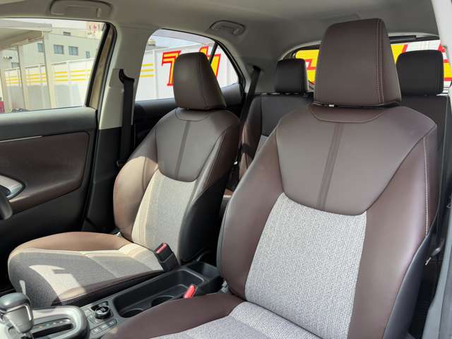 トヨタ ヤリスクロス　ハイブリッド １．５ ハイブリッド Ｚ Ｅ－ＦＯＵＲ ４ＷＤ R3年 (東北) 99