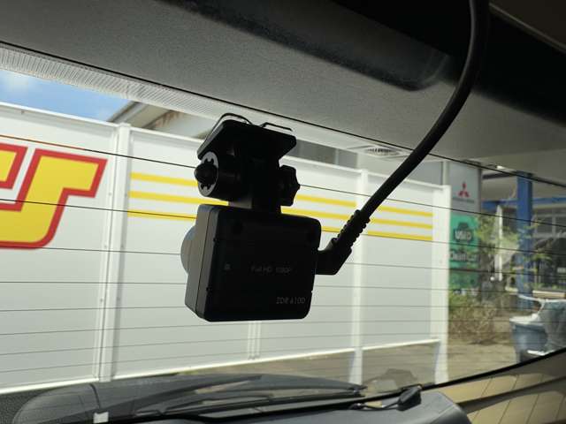 トヨタ ヤリスクロス　ハイブリッド １．５ ハイブリッド Ｚ Ｅ－ＦＯＵＲ ４ＷＤ R3年 (東北) 99