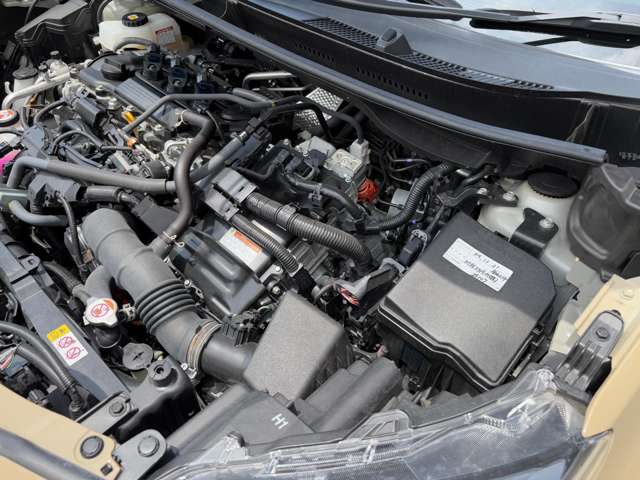 トヨタ ヤリスクロス　ハイブリッド １．５ ハイブリッド Ｚ Ｅ－ＦＯＵＲ ４ＷＤ R3年 (東北) 99