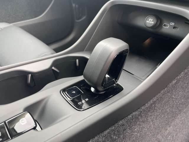 ボルボ ＸＣ４０ プラス　Ｂ３　セレクション R6年 (東北) 99