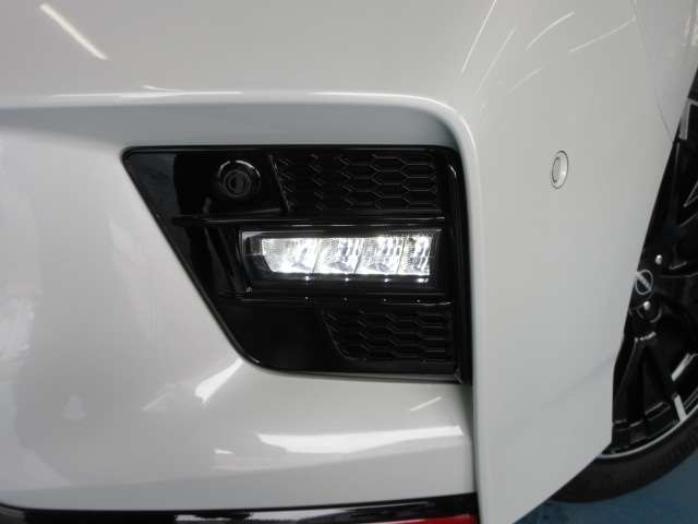 日産 リーフ ＮＩＳＭＯ R5年 (九州・沖縄) 99