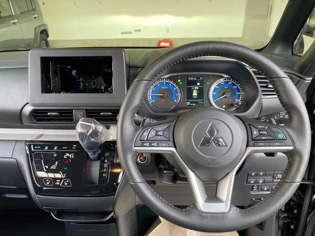 三菱 デリカ　ミニ ６６０ Ｔ プレミアム ４ＷＤ R6年 (東北) 99