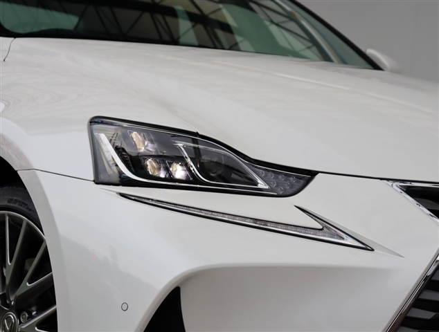 レクサス ＩＳ３００ｈ バージョンＬ H29年 (関東) 99