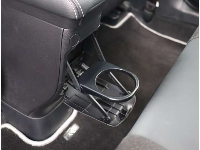 トヨタ アクア １．５ Ｇ Ｇ'Ｓ H26年 (関東) 99