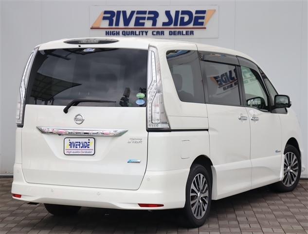 日産 セレナ ２．０ ハイウェイスター Ｖセレクション＋ＳＡＦＥＴＹ Ｓ－ＨＹＢＲＩＤ アドバンストセーフティ ＰＫＧ H27年 (関東) 99