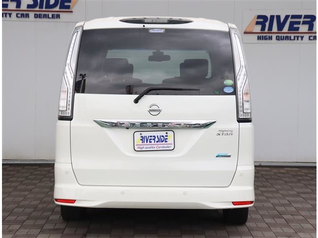 日産 セレナ ２．０ ハイウェイスター Ｖセレクション＋ＳＡＦＥＴＹ Ｓ－ＨＹＢＲＩＤ アドバンストセーフティ ＰＫＧ H27年 (関東) 99