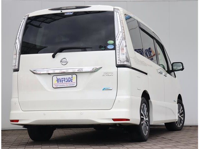 日産 セレナ ２．０ ハイウェイスター Ｖセレクション＋ＳＡＦＥＴＹ Ｓ－ＨＹＢＲＩＤ アドバンストセーフティ ＰＫＧ H27年 (関東) 99